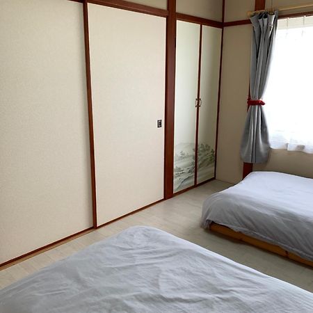 Cozy Penguin House Bibai Hotel Bagian luar foto